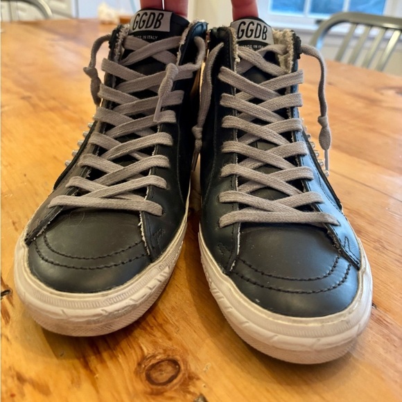 Golden Goose
Women's Slide Classic Leather Sneakers, Size 7, worn twice. - Picture 2 of 16